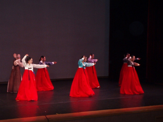 �̹����� Ŭ���ϸ� ������ ���� �� �ֽ��ϴ�.